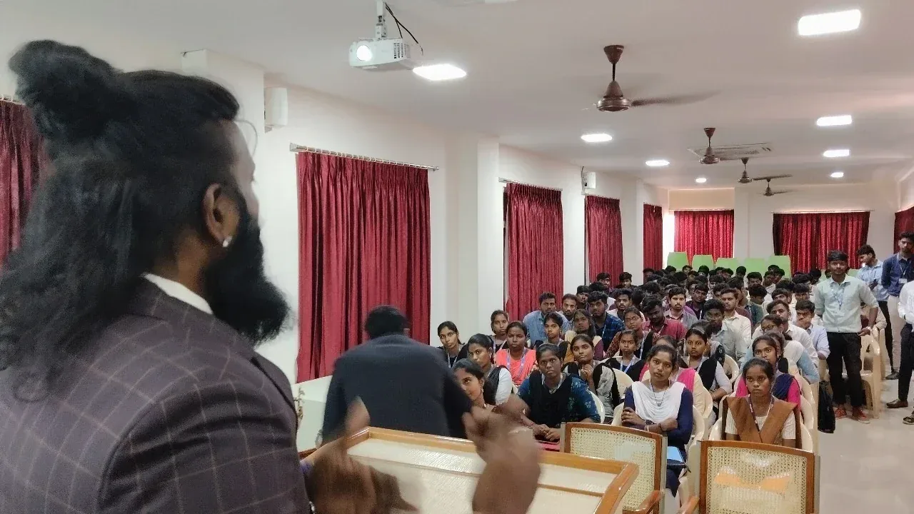 Students Selected in IGO Campus Drive